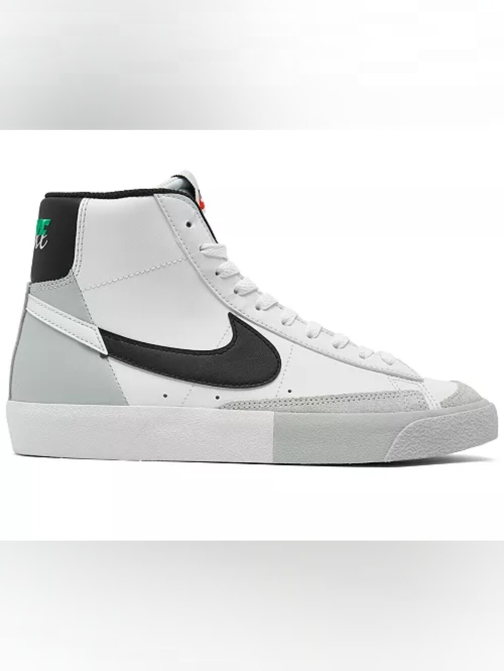 Nike Blazer Mid '77 High Top Sneakers White & Black US 6.5Y